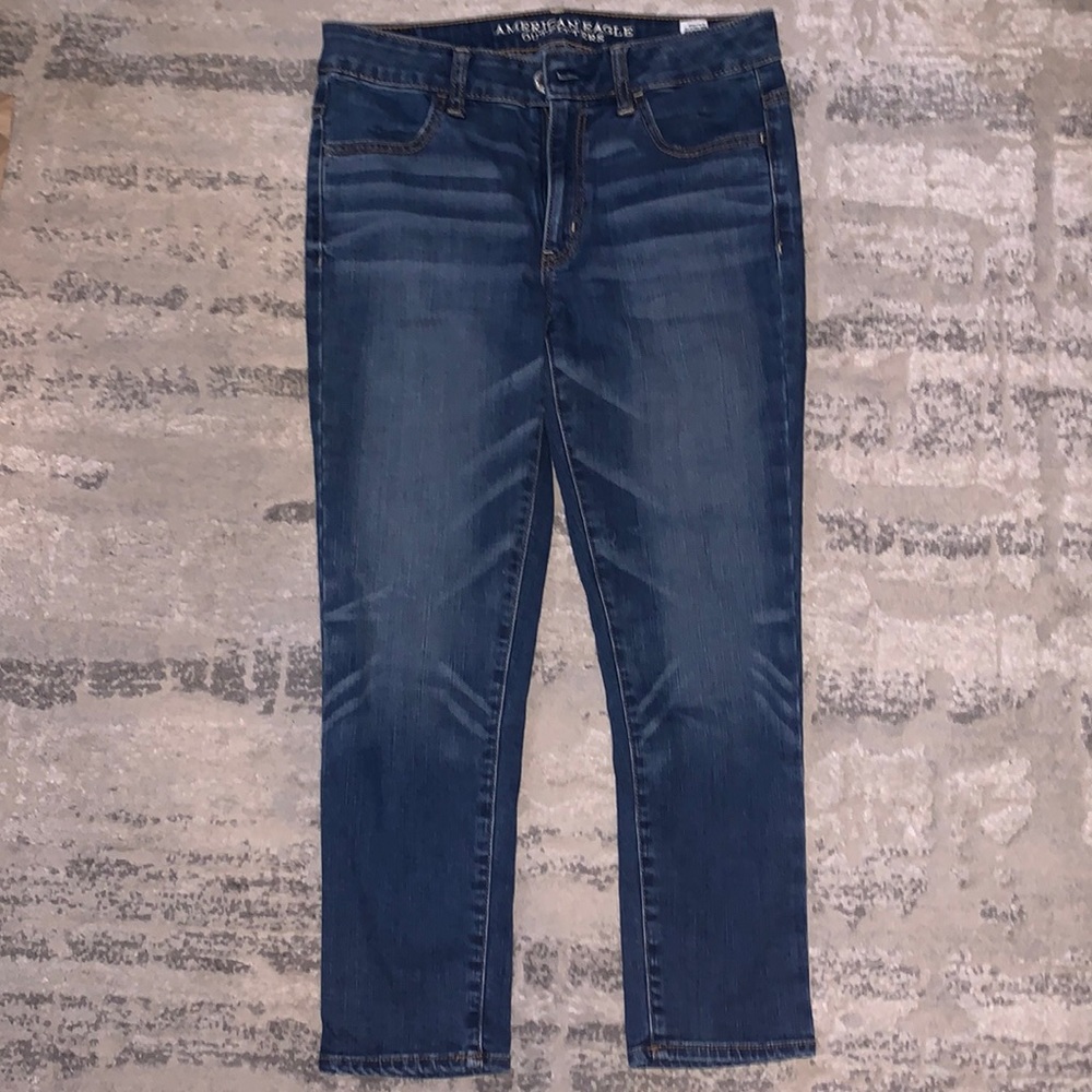 American eagle size 6 cropped skinny jeans